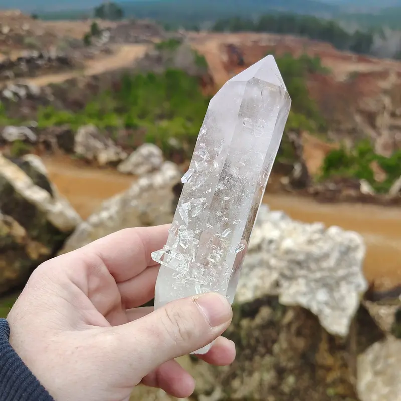 5.5-Inch Large Quartz Crystal Point For Energy Work 1