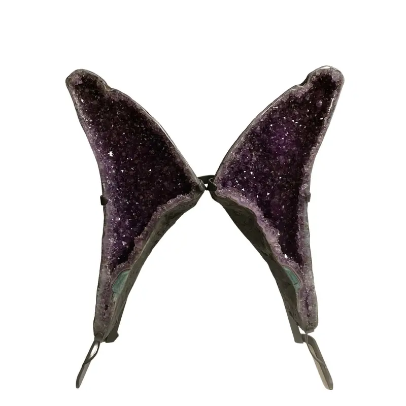 Amethyst Butterfly Wing Necklace – 32-Inch Crystal Strand 1
