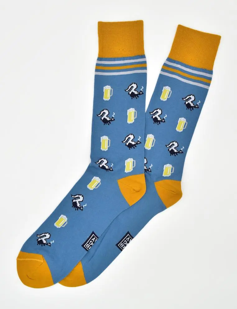 Blue Drunk As A Skunk Humor Socks – Fun Gift For Adults 1