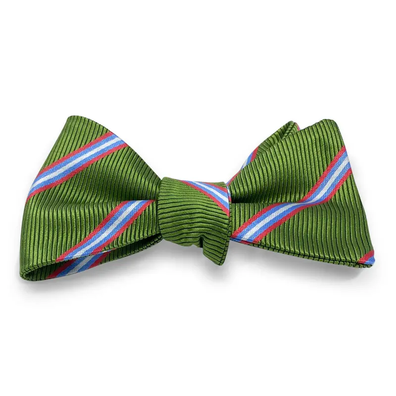 Brunswick Green Bow Tie With Classic Pattern 1