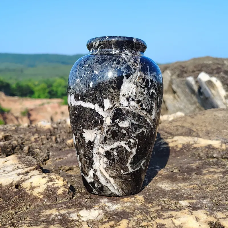 Hand-Carved Onyx Vase Egg – Black-And-White Marbled Design 1