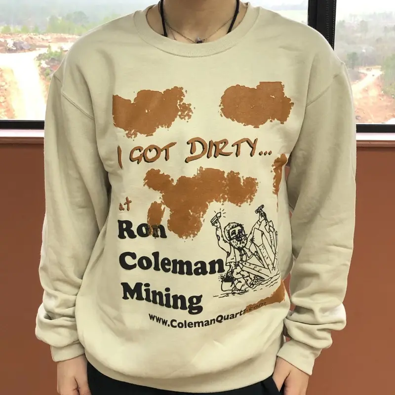 'I Got Dirty' Souvenir Sweatshirt – Unisex Adult Graphic Apparel 1