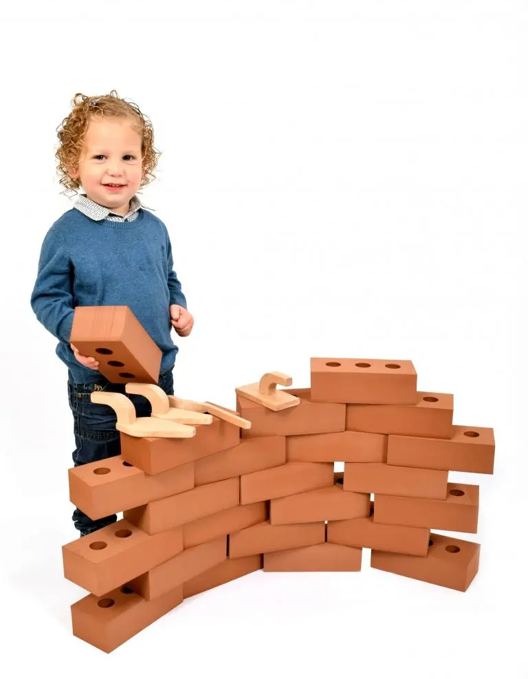 Life-Size Interlocking Building Bricks (25-Piece Set) 1