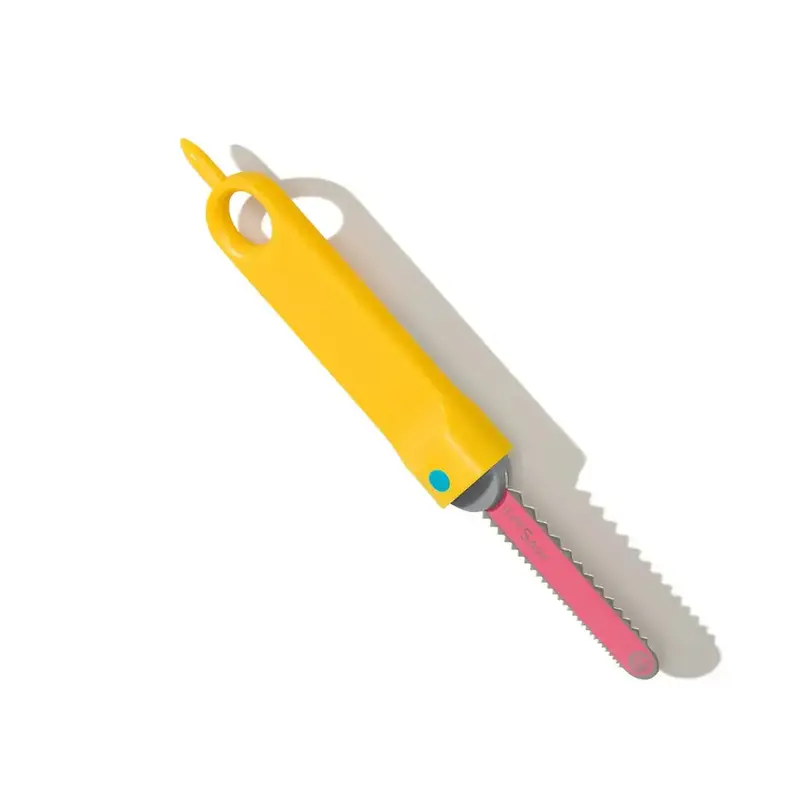 Makedo Safe-Saw – Child-Safe Cardboard Cutting Tool For Creative Projects 1