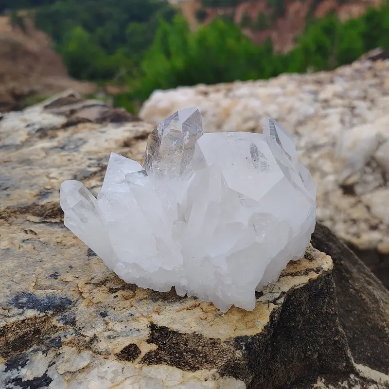 Mini Clear Quartz Cluster – Compact Home Or Office Decor 1
