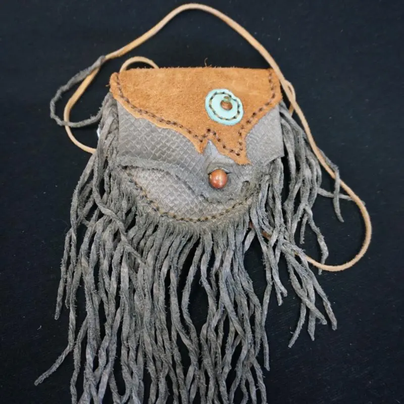 Petite Fringed Leather Crossbody Pouch – Boho Style 1