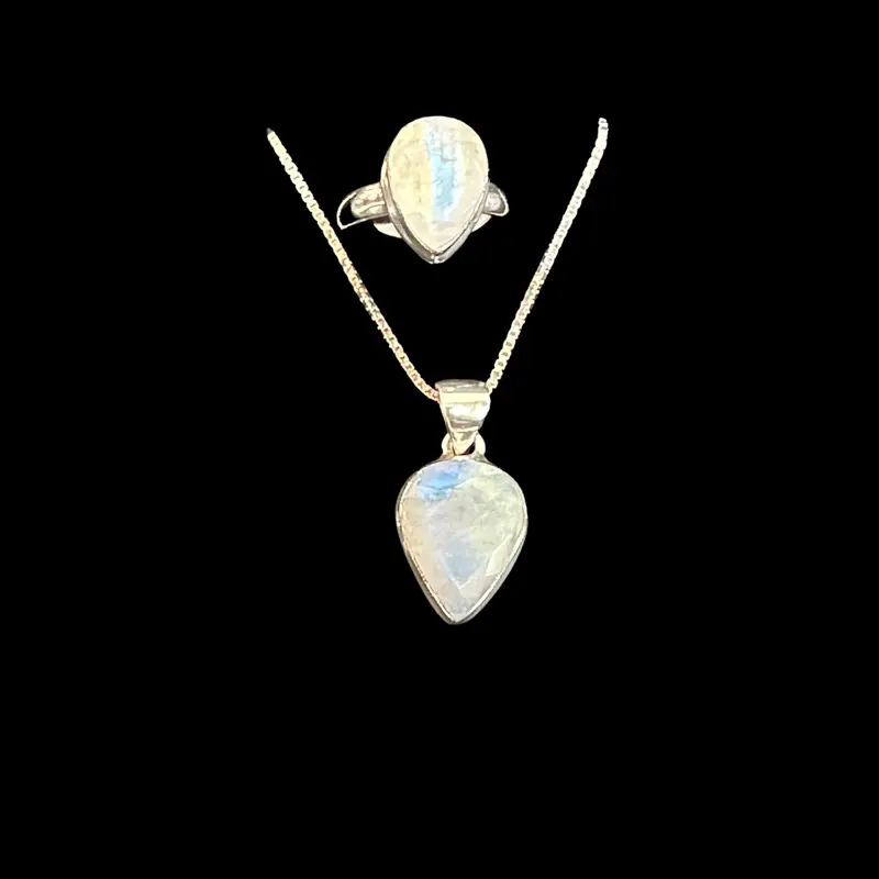Rainbow Moonstone Ring And Pendant Duo In Sterling Silver 1