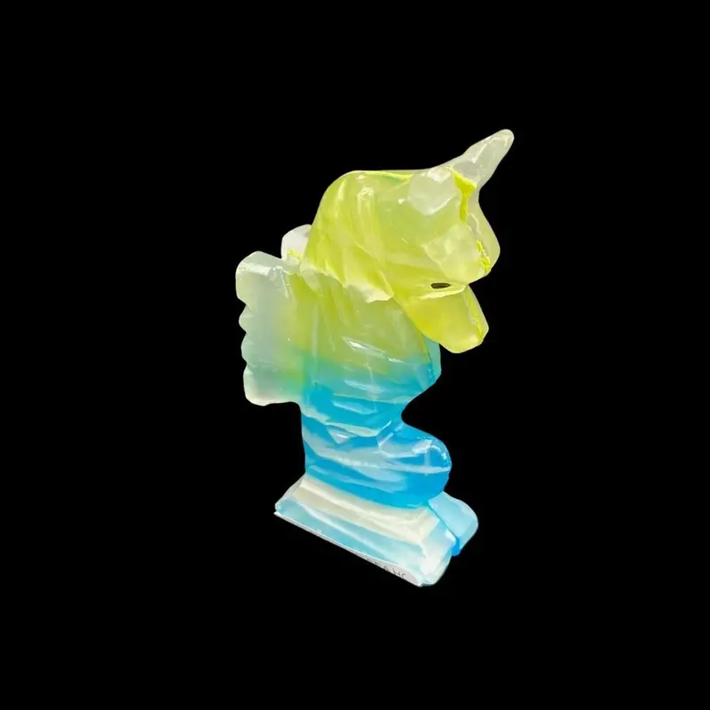 Rainbow-Onyx Seahorse Figurine – Detailed Stone Carving 1