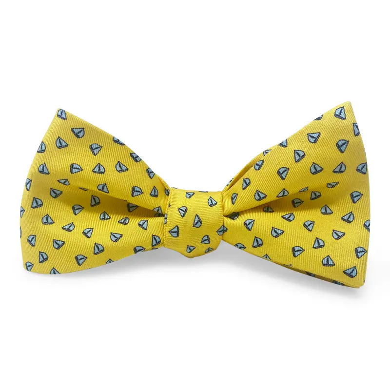 Sailboats Yellow Bow Highlight 1