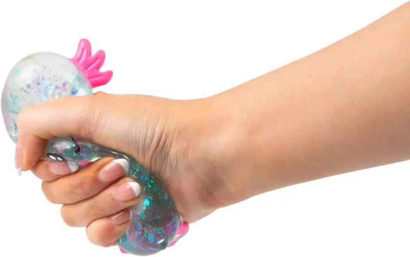 Scrunchems Sugar Axolotl Squishy – Glitter-Filled Sensory Toy 1