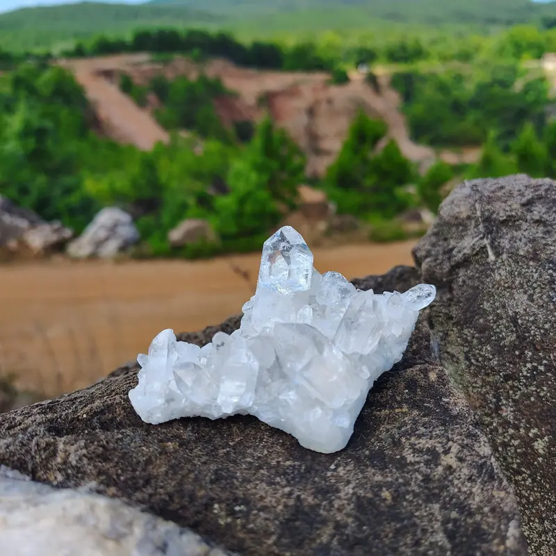 Small Water-Clear Quartz Cluster – Natural Healing Specimen 1