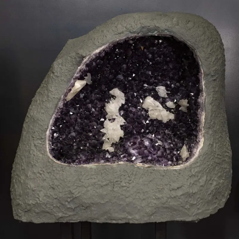 Spacious Amethyst Crystal Geode Cave Display 1